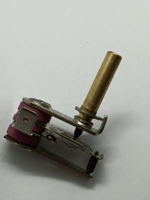 Einstellbarer Bimetallthermostat mit Temperaturbereich 50-250 °C und 100 Ausdauerzyklen